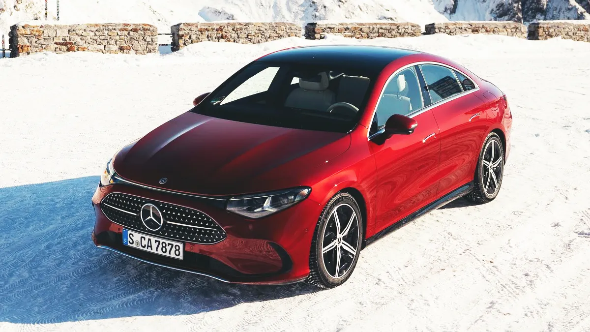 신형 CLA 하이브리드 / 벤츠