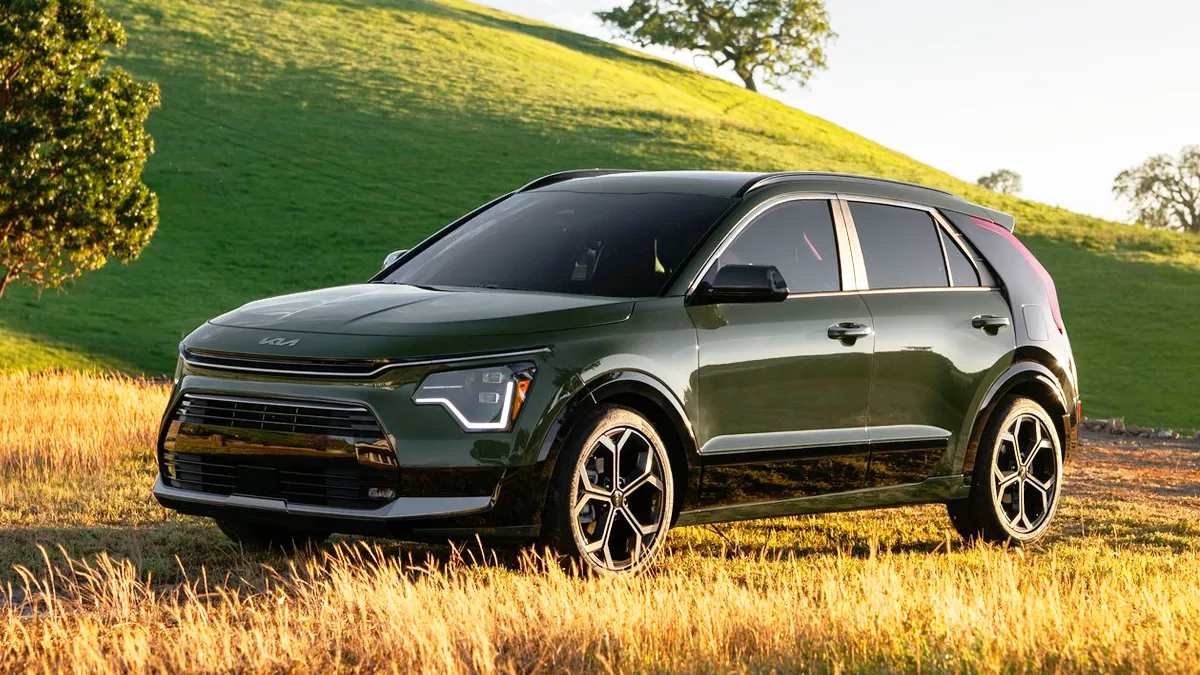 니로 하이브리드 / 기아