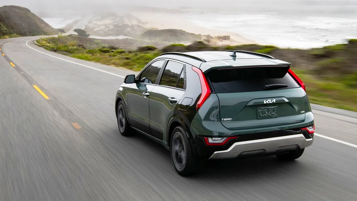 니로 하이브리드 / 기아