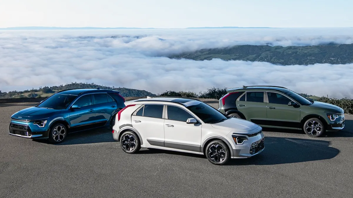 니로 하이브리드 / 기아