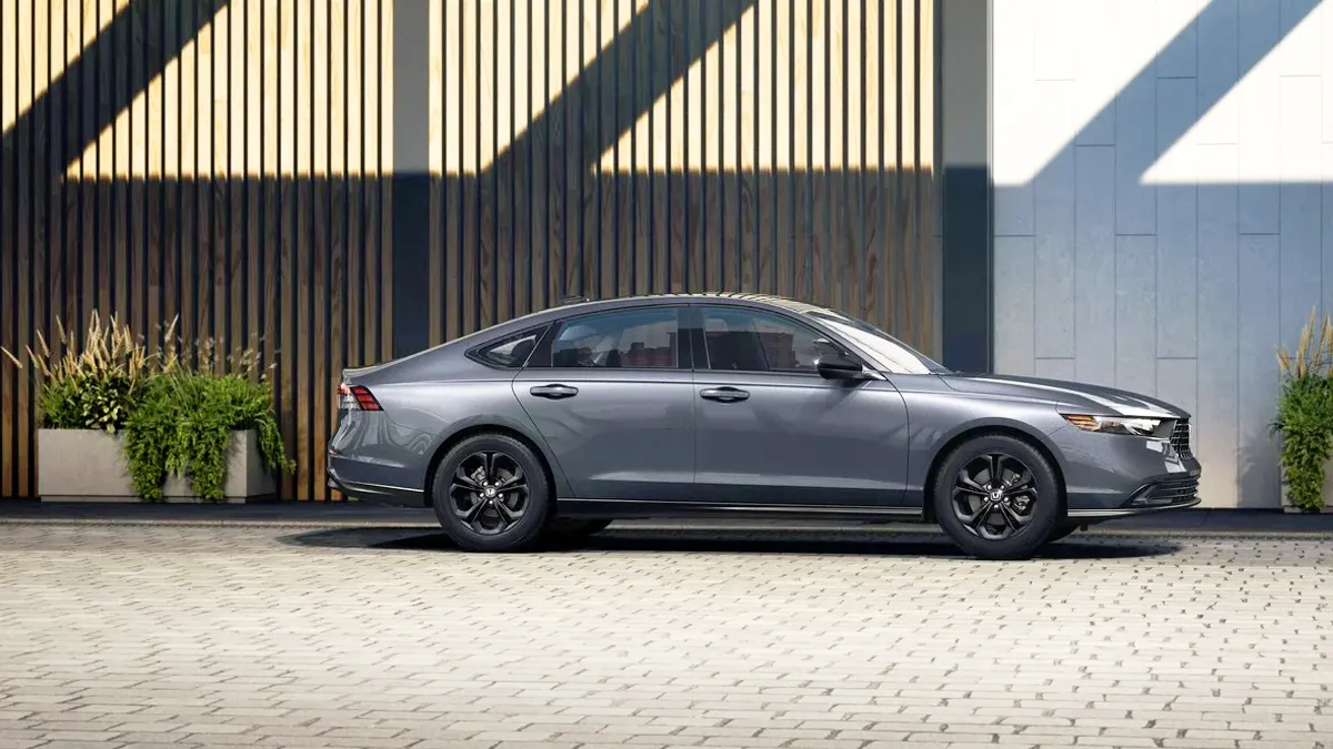 2026년형 어코드 / 혼다