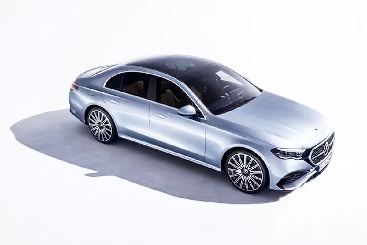 E 클래스 - 출처 : 메르세데스-벤츠