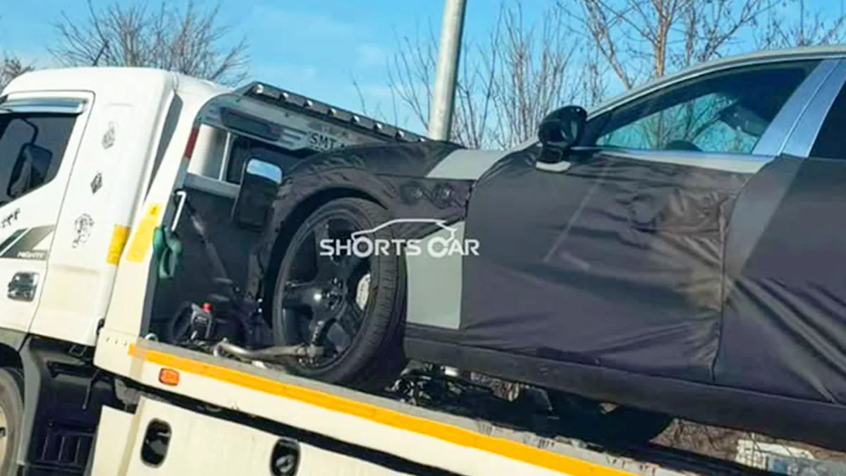 G90 페이스리프트 모델 스파이샷 / 인스타그램 ‘SHORTS CAR’