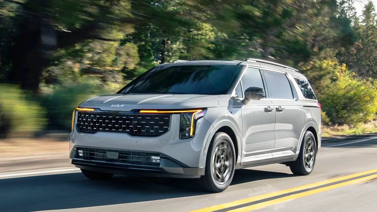 카니발 하이브리드 / 기아