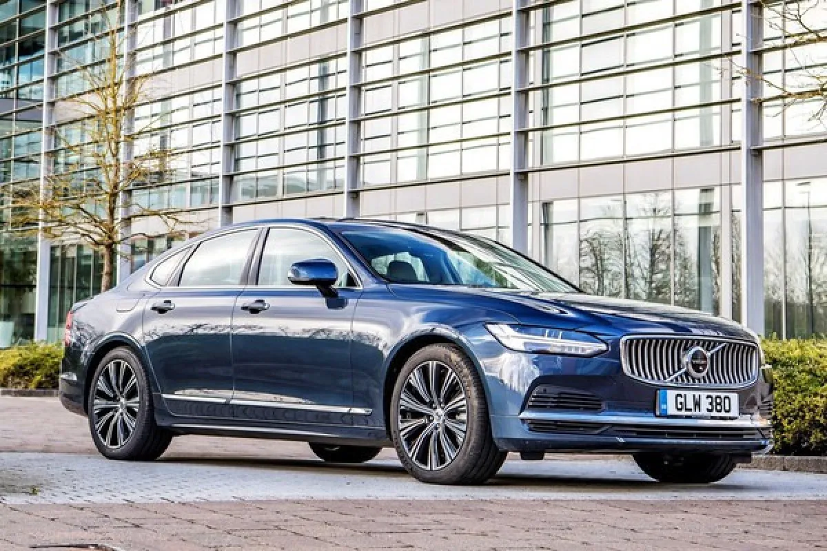 전기형 S90 T8 엑셀런스 /사진=볼보