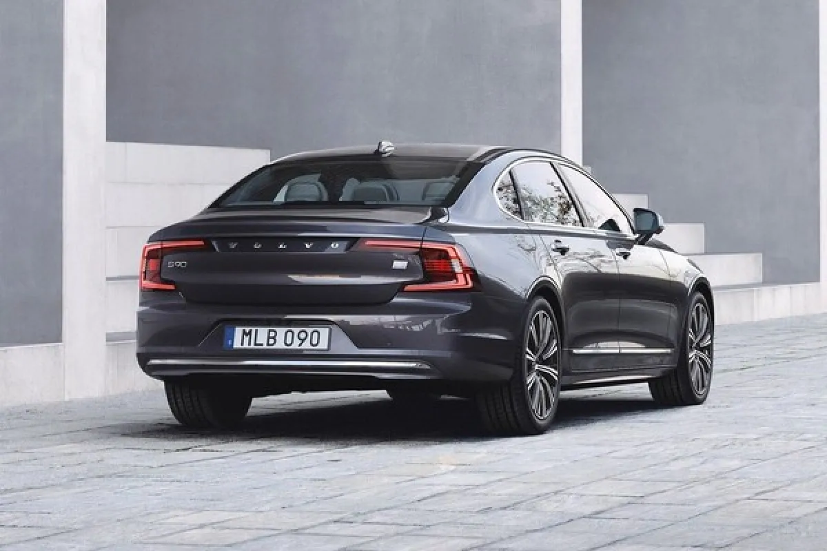 전기형 S90 T8 엑셀런스 /사진=볼보