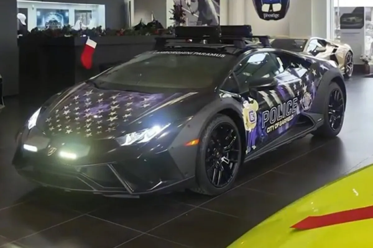 미국 뉴저지주 경찰서에 기증된 람보르기니 ‘우라칸’ 모델 / 사진=인스타그램 ‘@garfieldpolice’