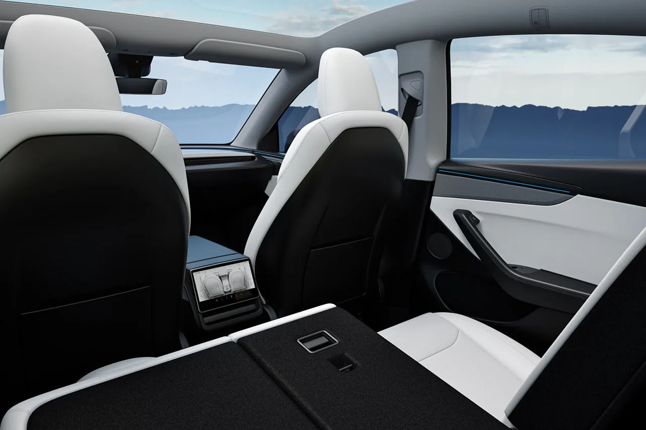 테슬라 모델 Y 실내 / 사진=테슬라
