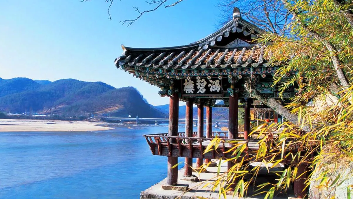 합천 연호사 함벽루 / 사진=합천관광