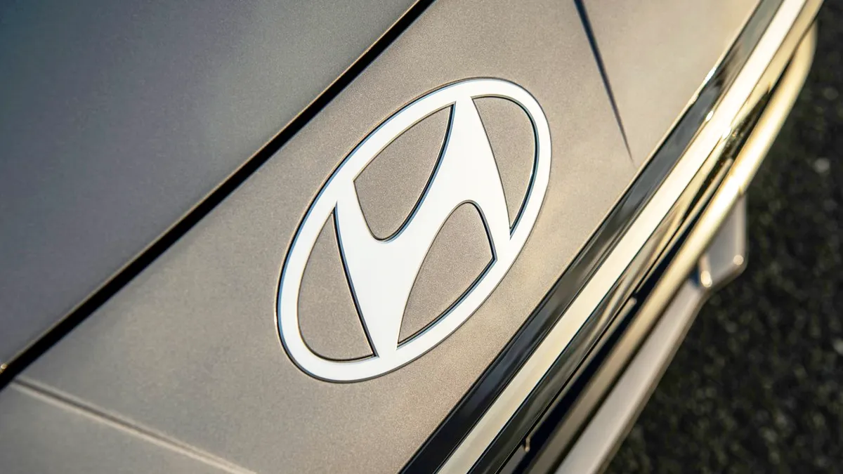 아반떼 / 현대자동차