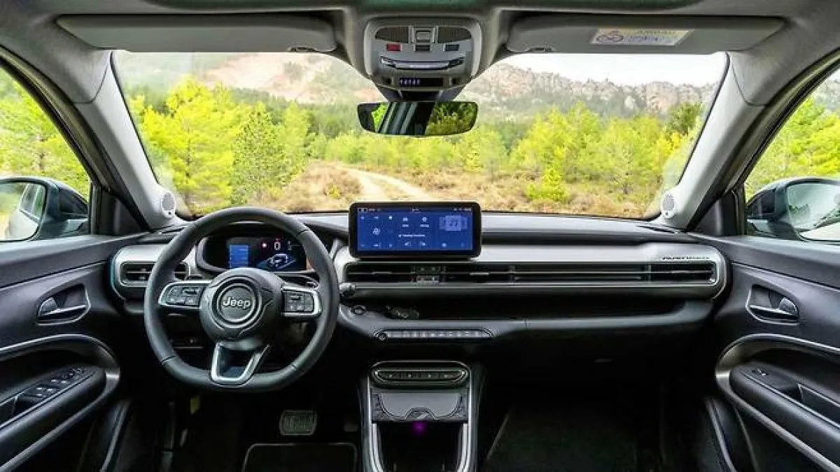 지프 어벤저 MHEV 실내 /사진=지프