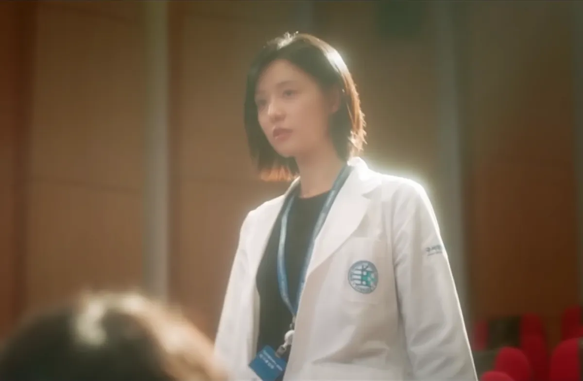 배우 김지원. SBS ‘닥터X: 하얀 마피아의 시대’ 예고편 캡처