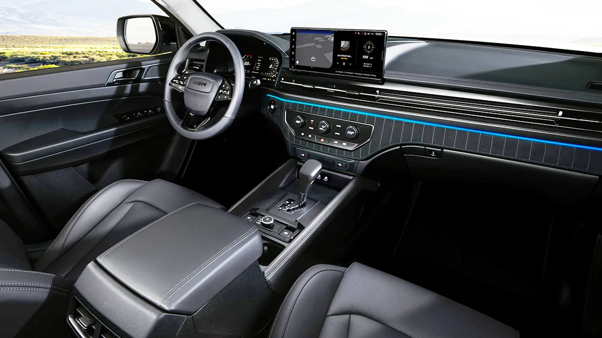 신형 무쏘 실내 / KGM