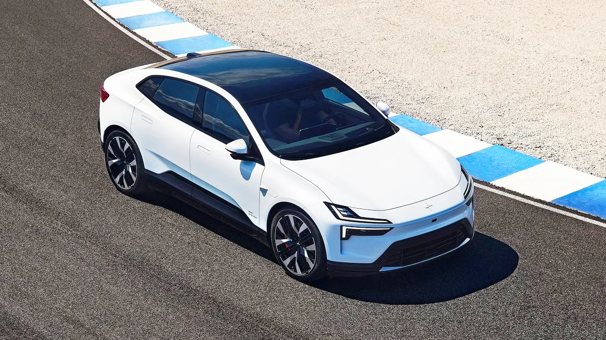 폴스타 4 / 폴스타