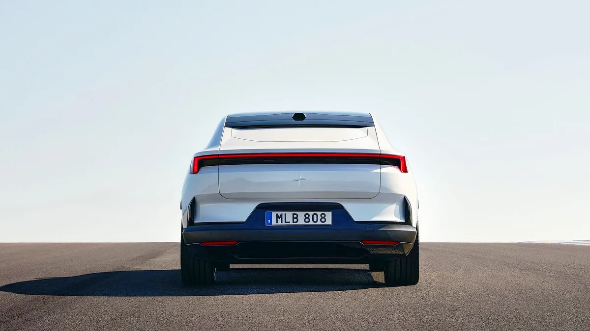 폴스타 4 / 폴스타