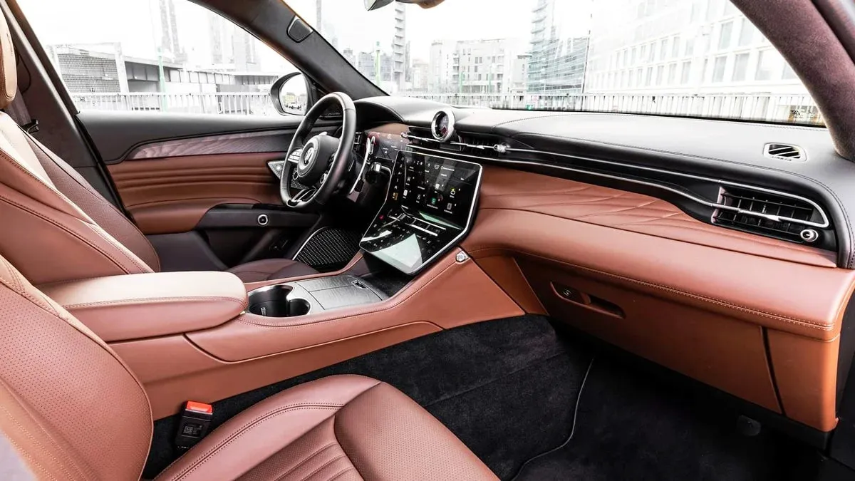 마세라티 그레칼레 실내 / 사진=마세라티