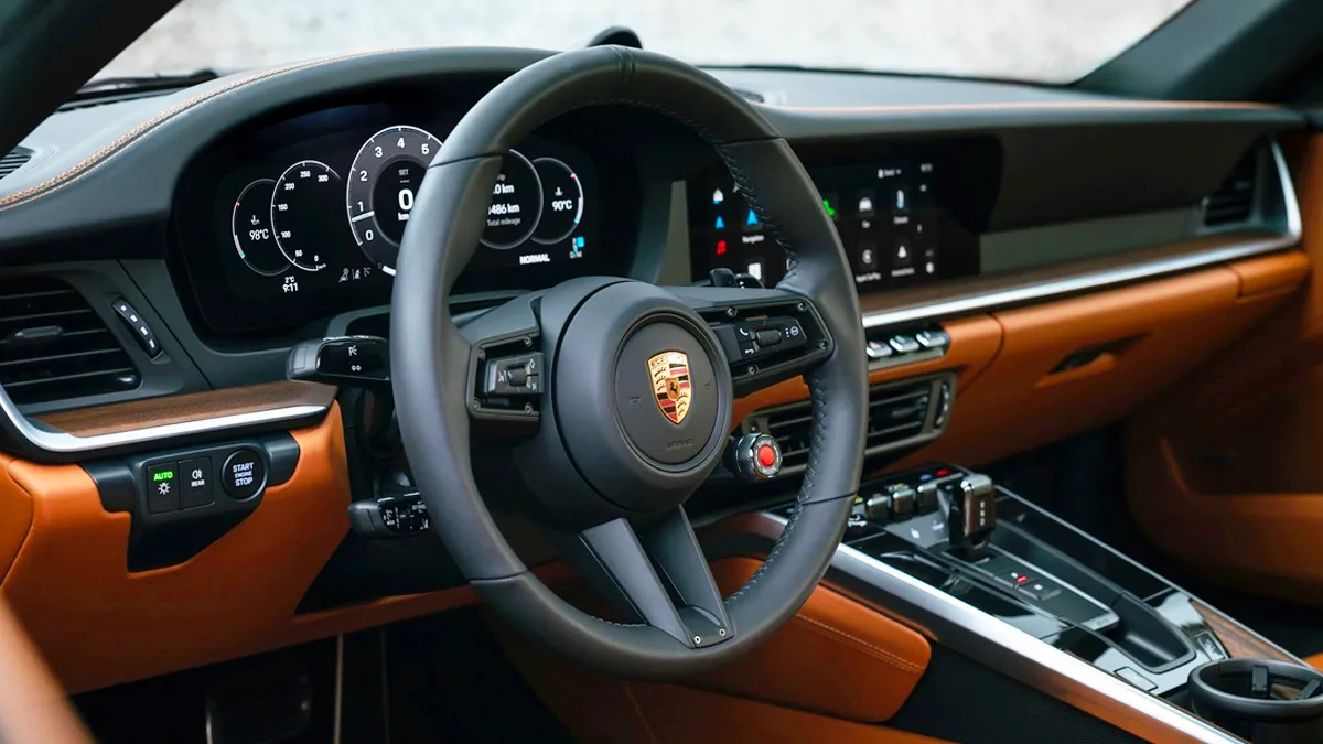 포르쉐 911 카레라 S 실내 / 포르쉐