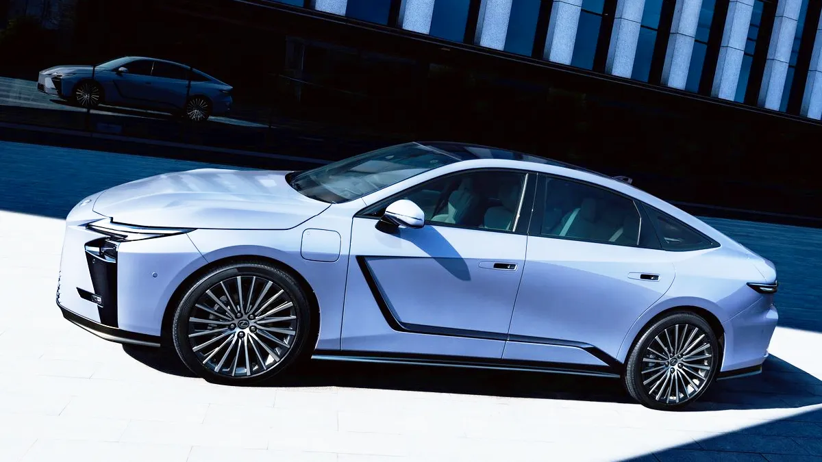 신형 ES / 렉서스