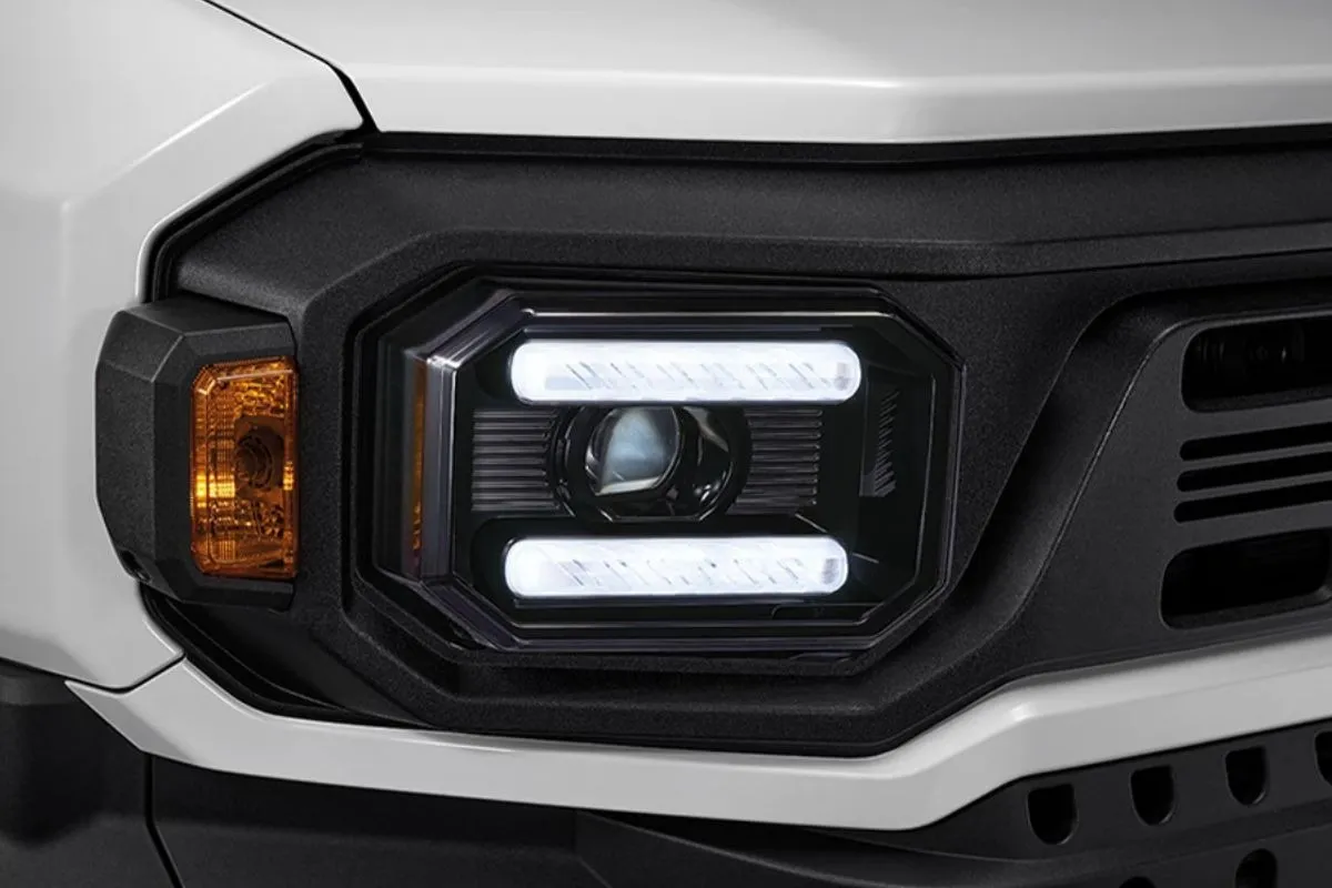 토요타 픽업트럭 하이럭스 챔프 / 토요타