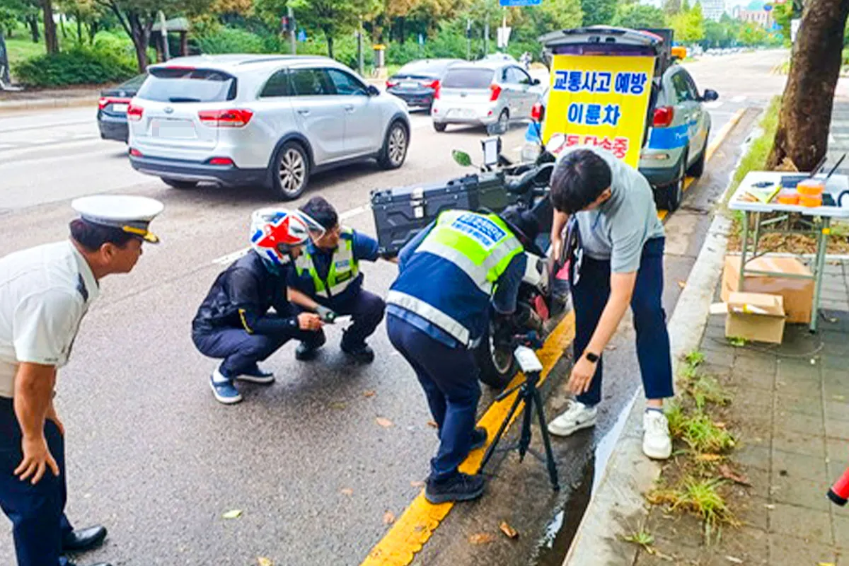 이륜차 단속 - 출처 : 안산시
