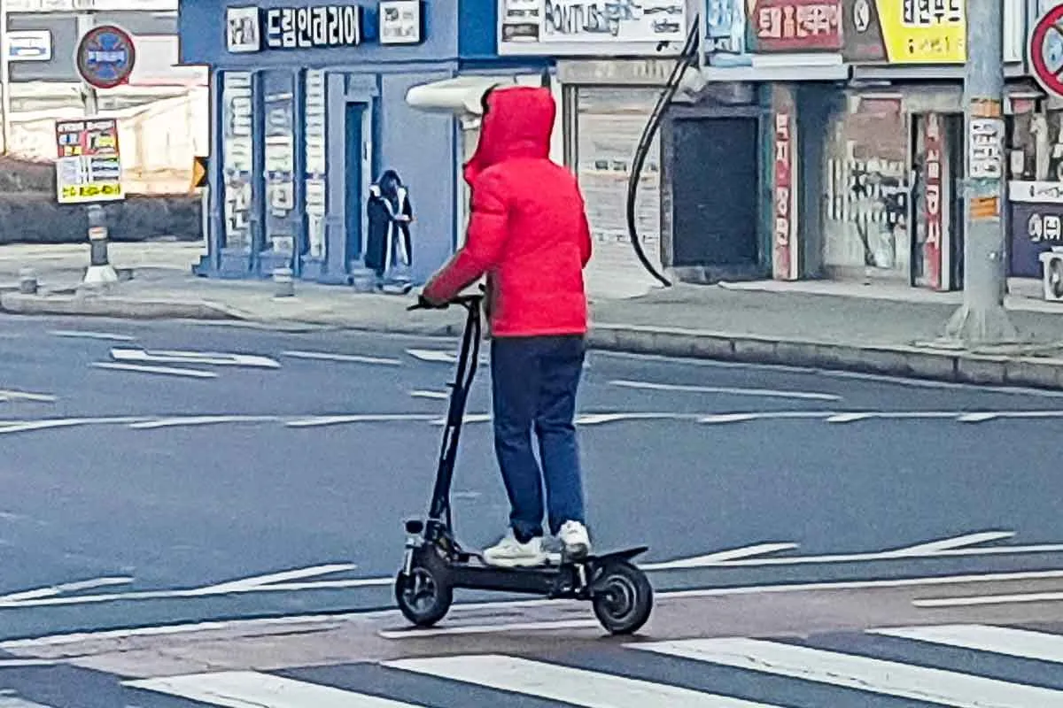 킥보드 - 출처 : 다키포스트