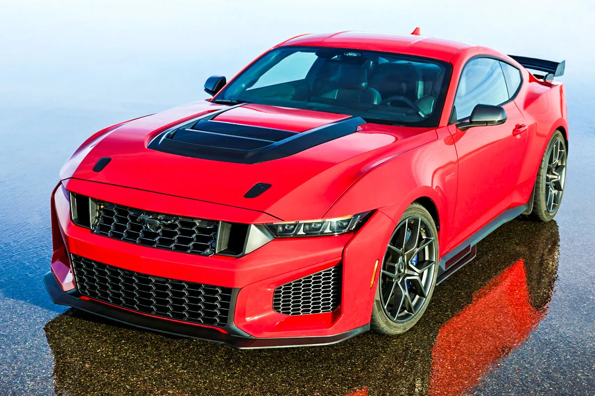 머스탱 다크호스 SC - 출처 : 포드