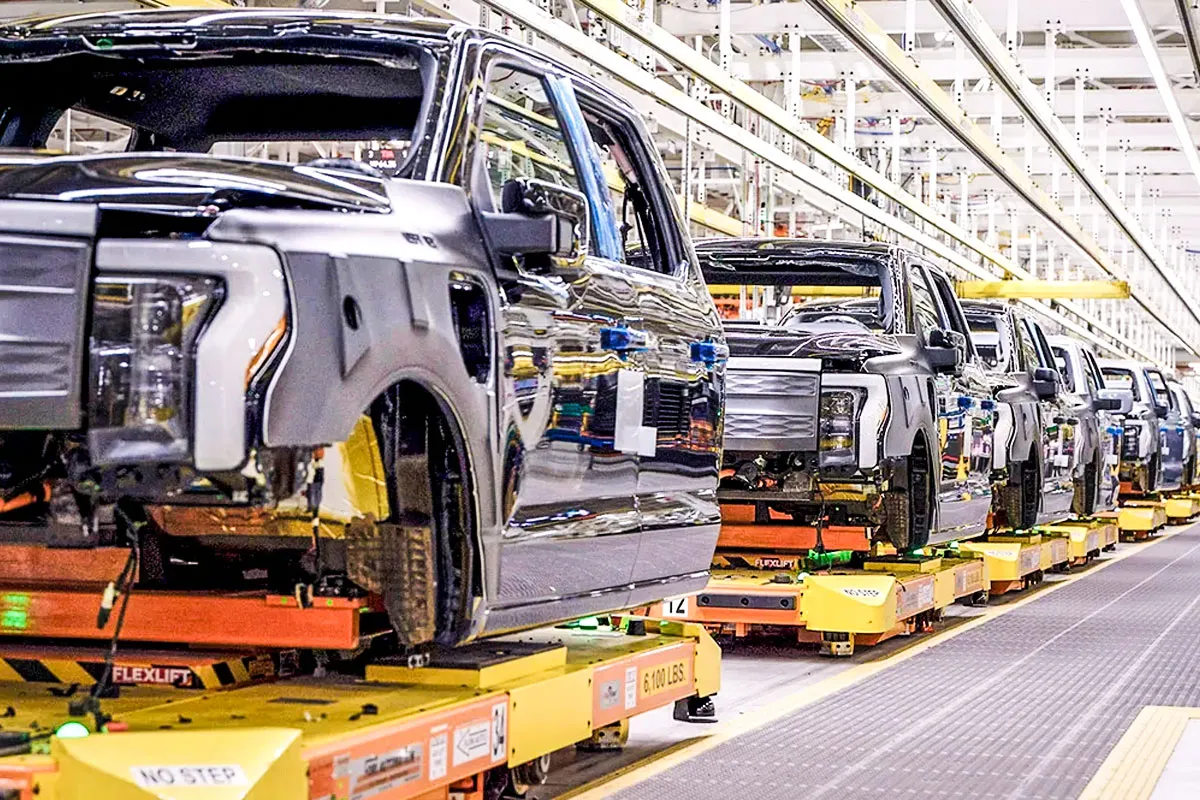 전기차 생산라인 - 출처 : 포드