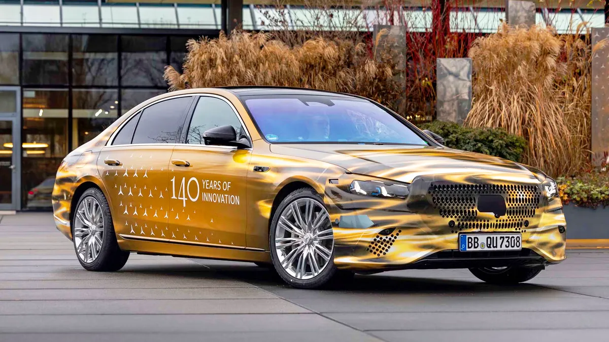 차세대 S클래스 부분변경 모델 / 벤츠