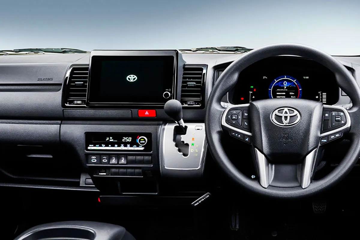 하이에이스 - 출처 : 토요타