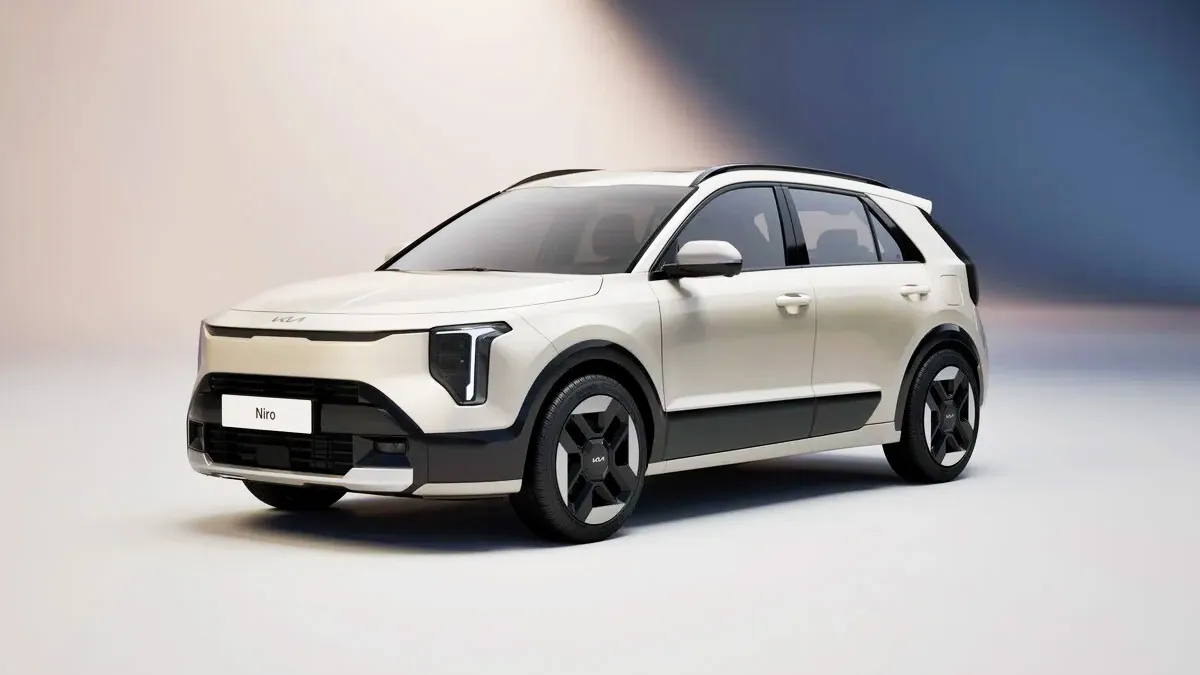 니로 페이스리프트 모델 / 기아