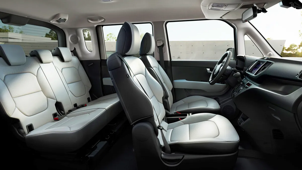 레이 실내 / 기아