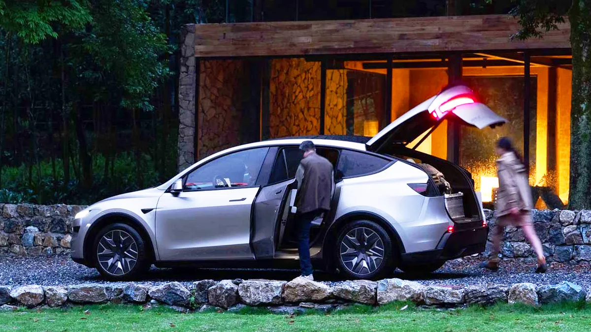 모델 Y L 모델 / 테슬라