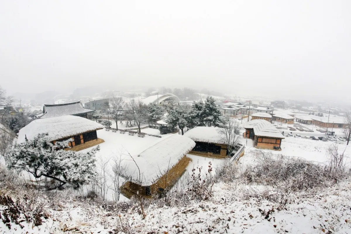 사진=권혁만. 문학마을의 향. 2017 춘천관광사진전