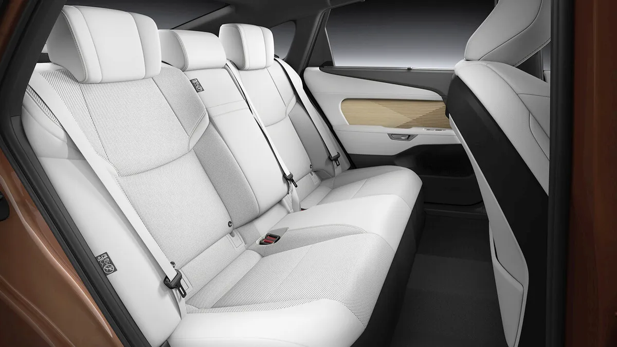 ES 350e 실내 / 렉서스