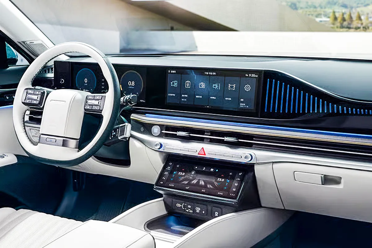 그랜저 실내 - 출처 : 현대자동차