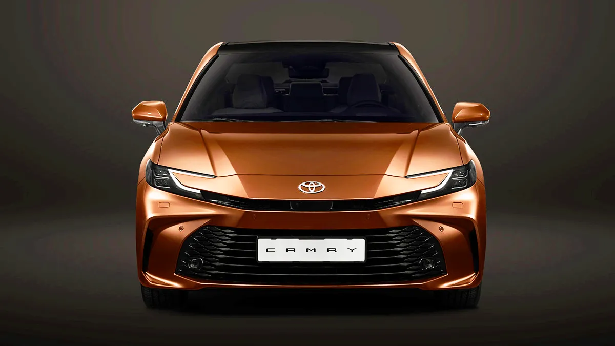 캠리 하이브리드 / 토요타