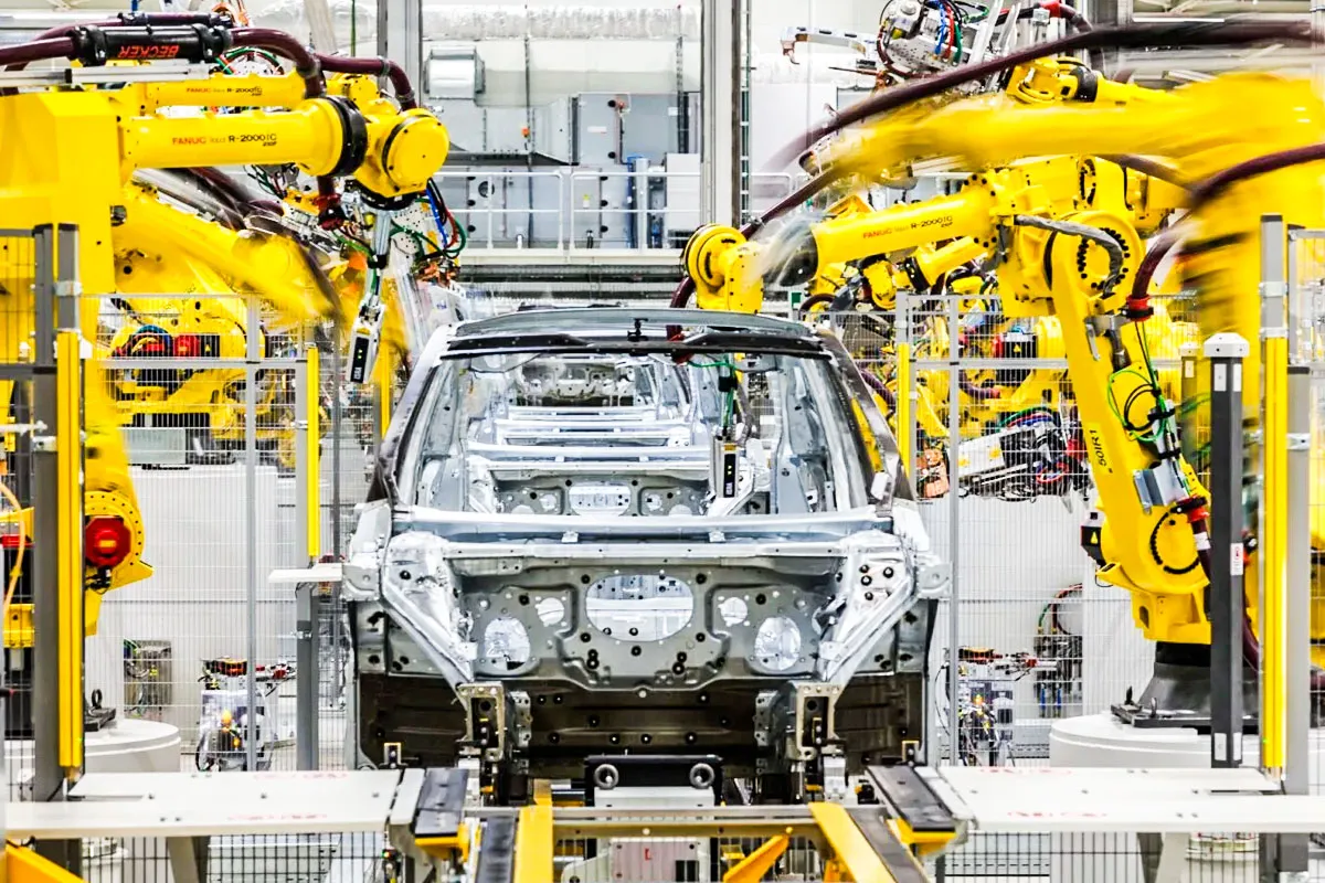 iX3 생산 라인 - 출처 : BMW