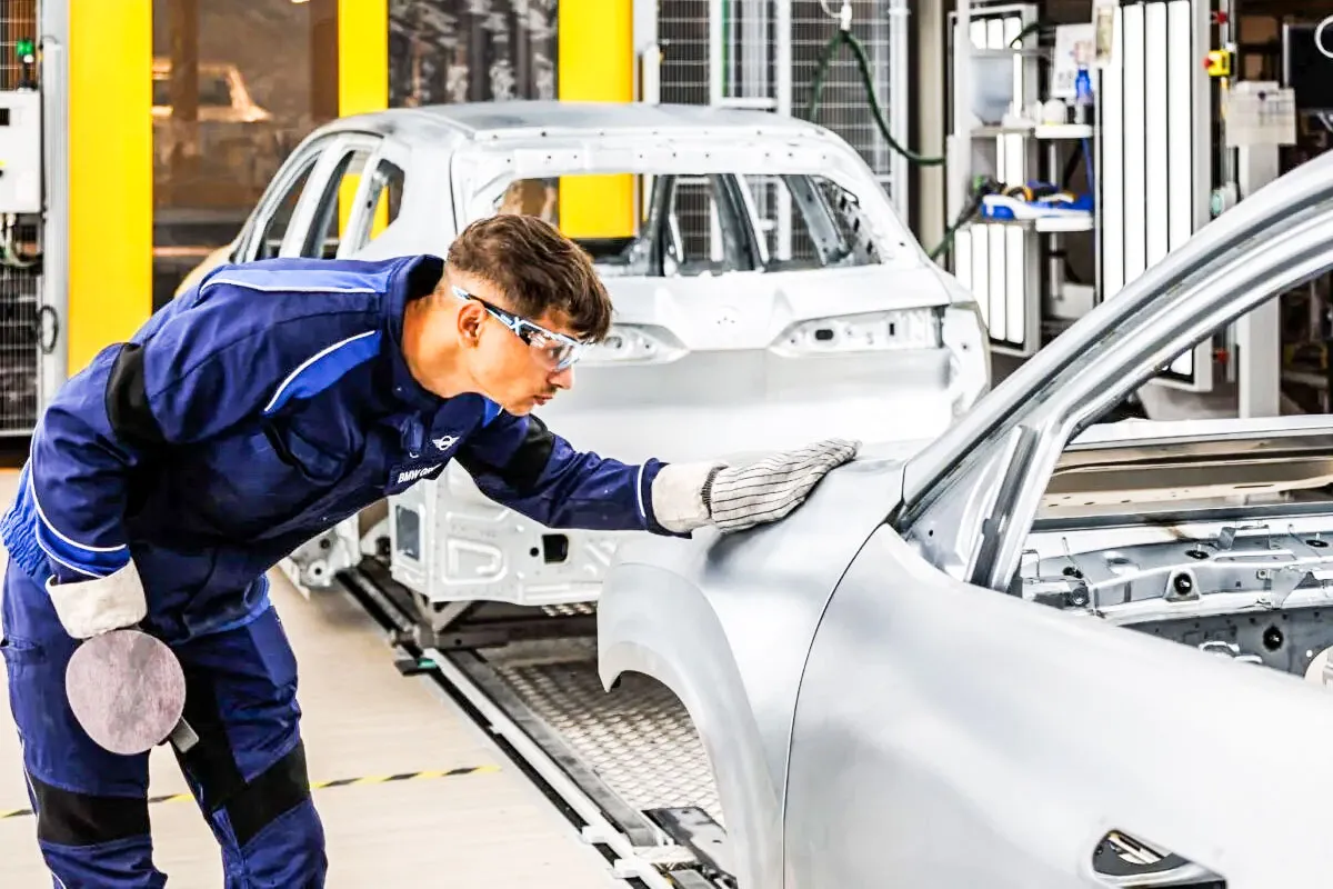 iX3 생산 라인 - 출처 : BMW