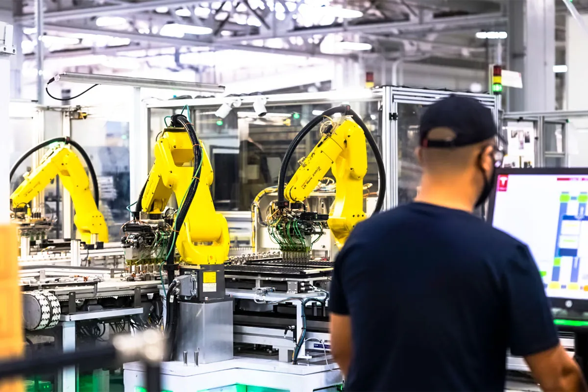 프리몬트 공장 - 출처 : 테슬라