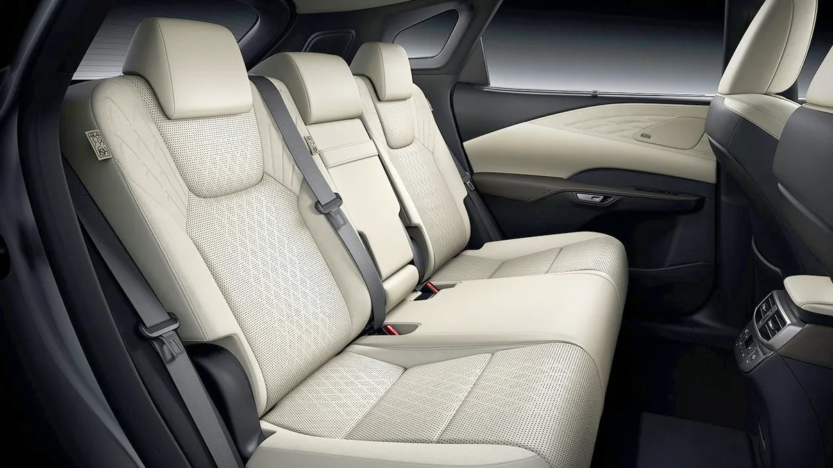 RX 실내 / 렉서스