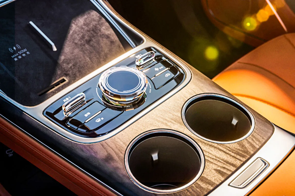 갤럭시 M7 - 출처 : 지리자동차