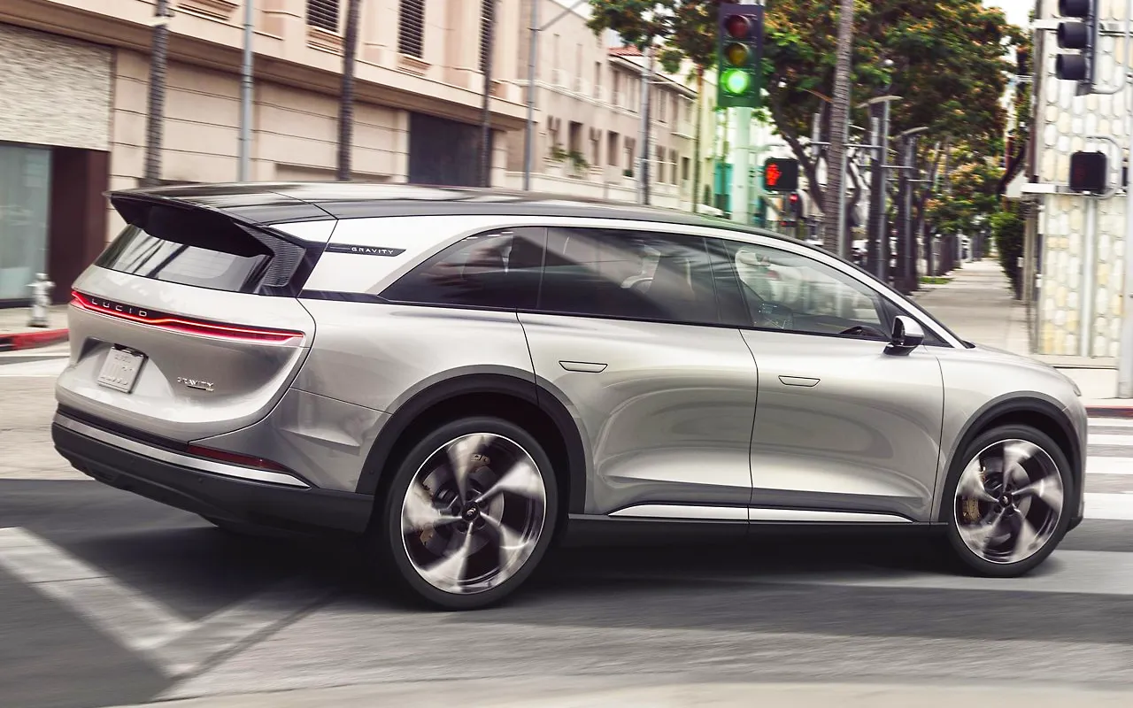 루시드 그래비티