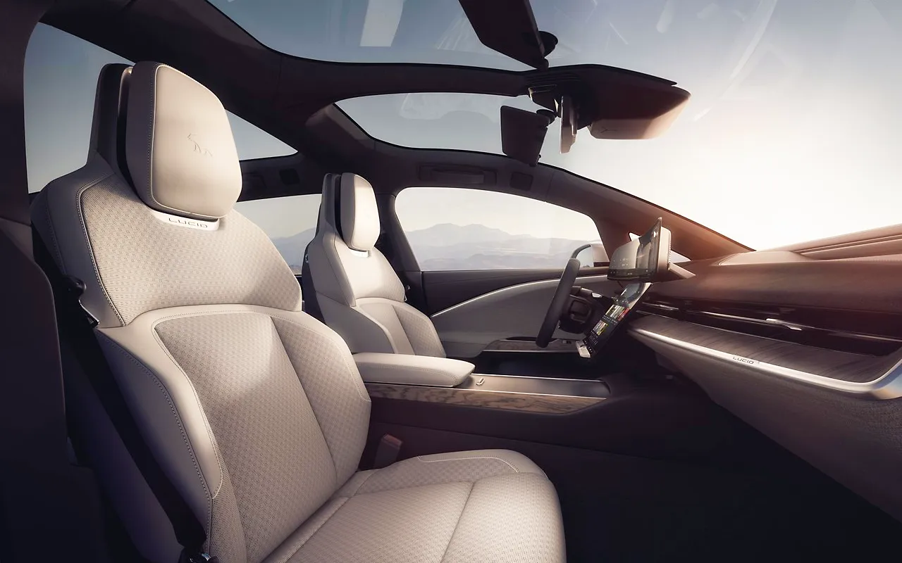 루시드 그래비티