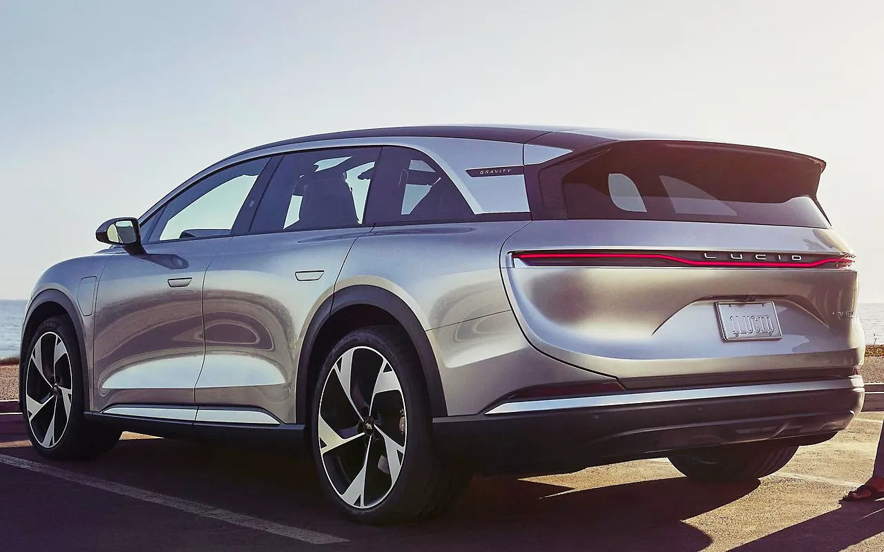 루시드 그래비티