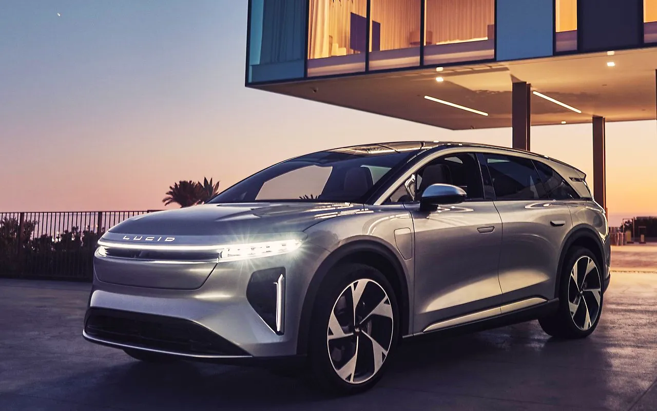 루시드 그래비티