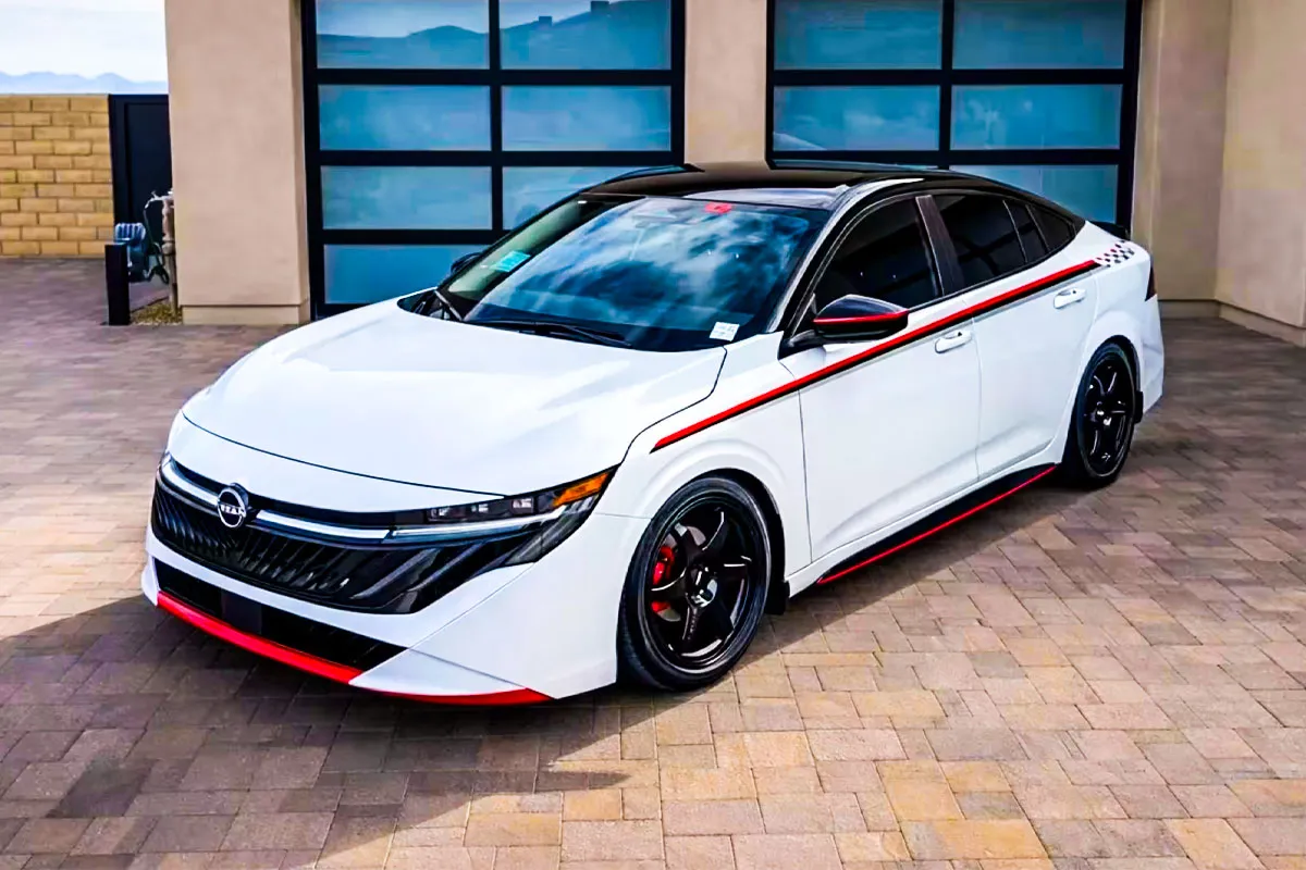 센트라 SE RS - 출처 : 닛산