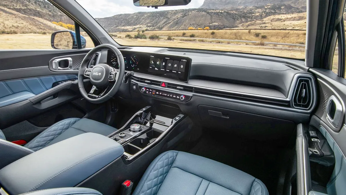 쏘렌토 실내 / 기아