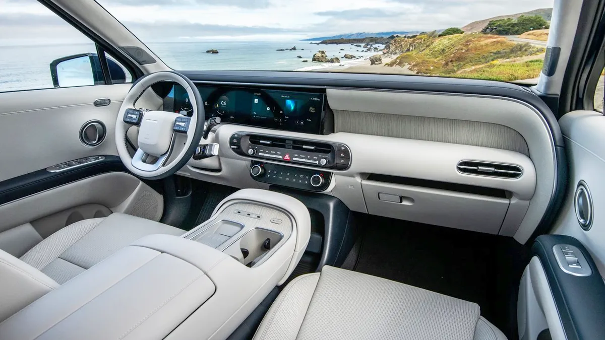 팰리세이드 하이브리드 실내 / 현대자동차