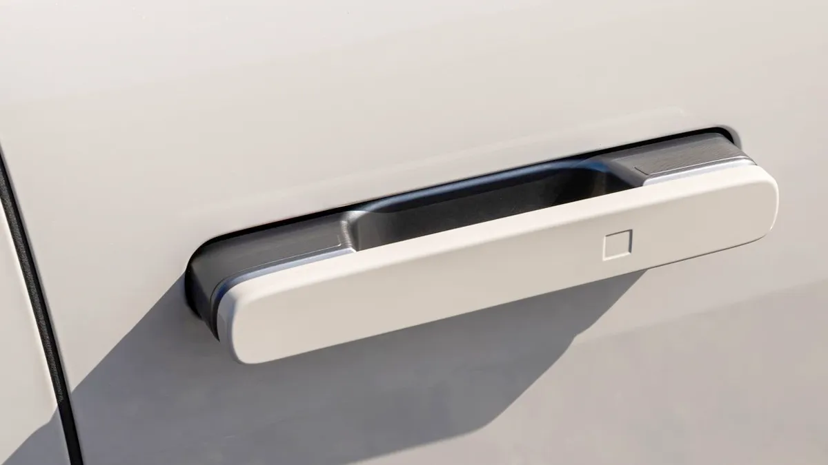 넥쏘 매립형 손잡이 / 현대자동차