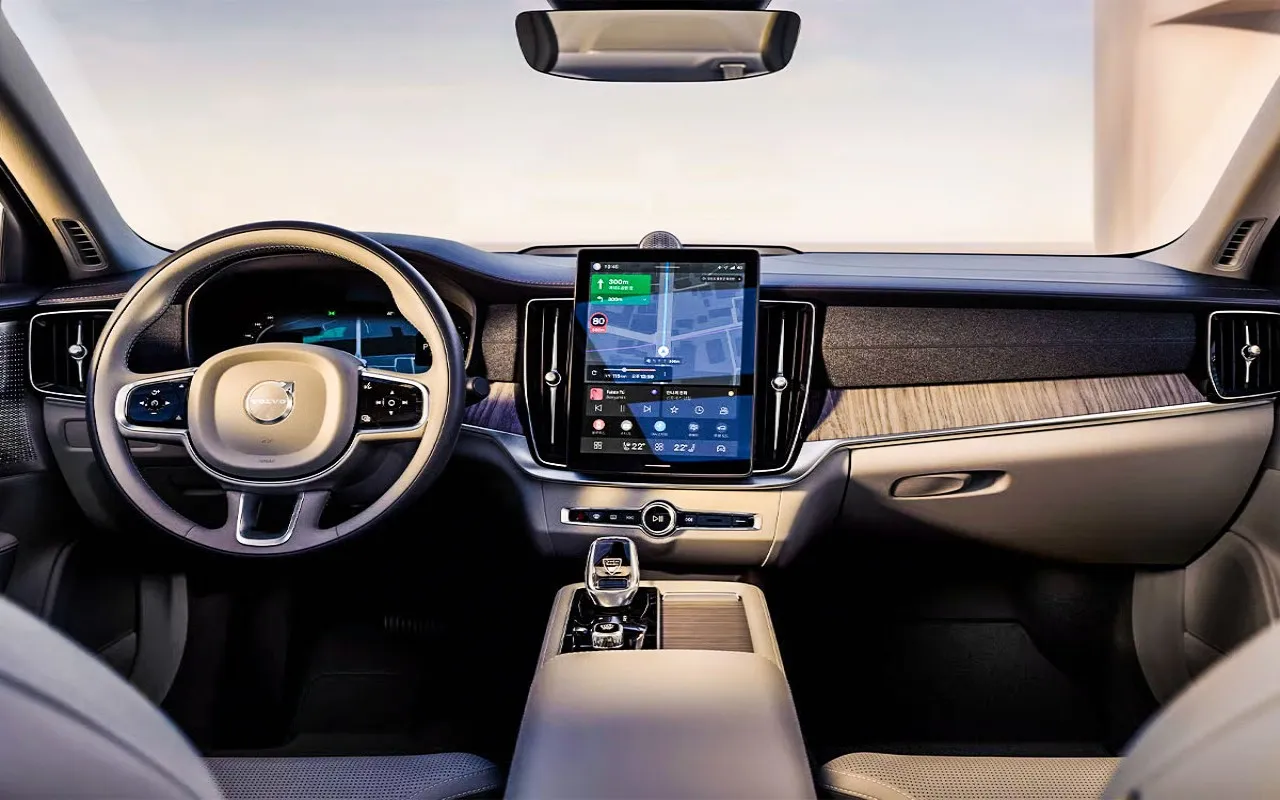 S80 T8 - 출처 : 볼보